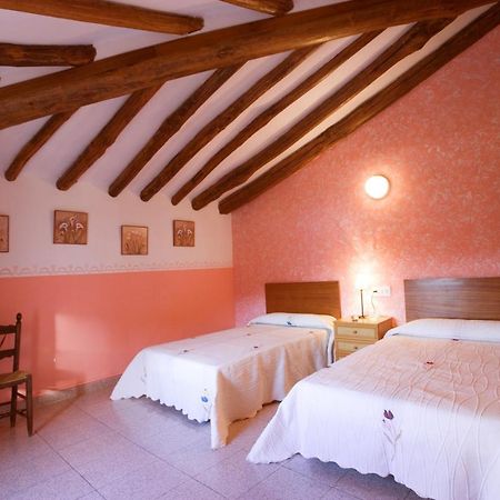 Hostal Las Rumbas นูเอวาลอส ภายนอก รูปภาพ