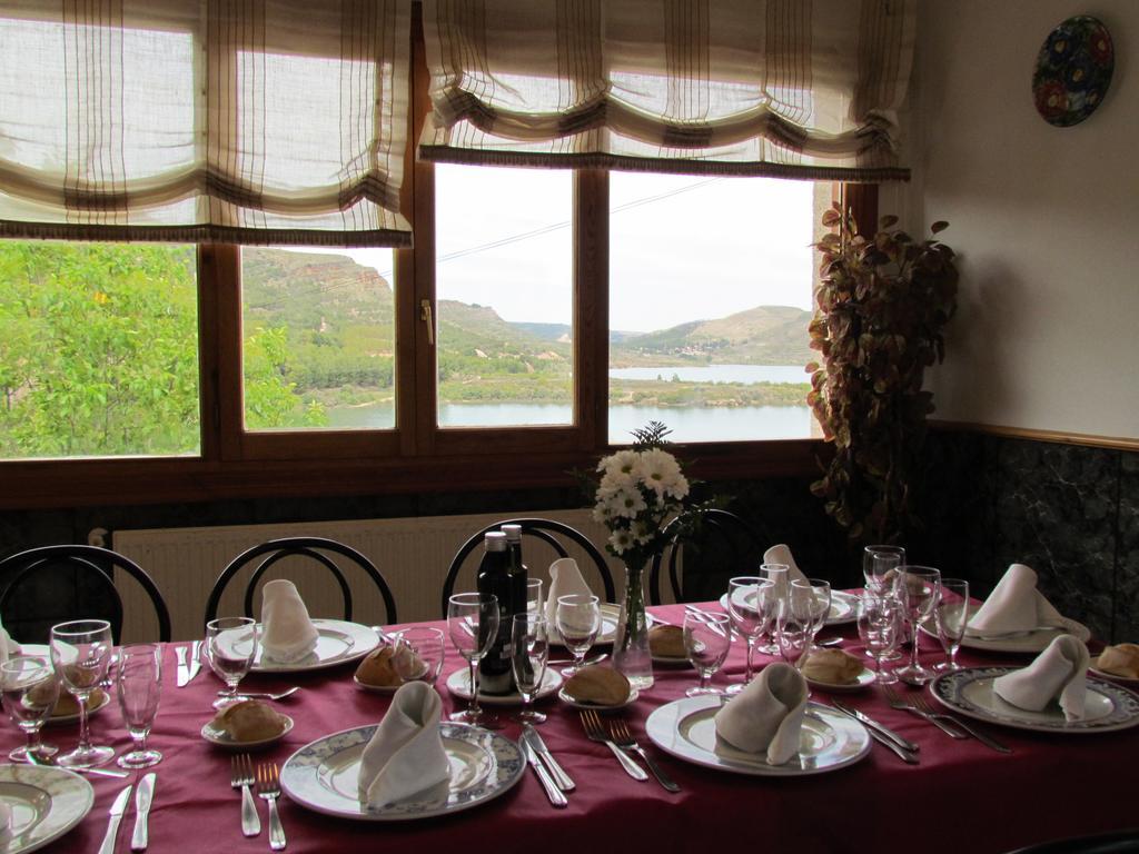 Hostal Las Rumbas นูเอวาลอส ภายนอก รูปภาพ